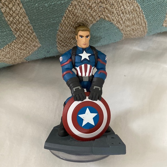 Rare Disney Infinity 3.0 Captain America - Picture 1 of 3